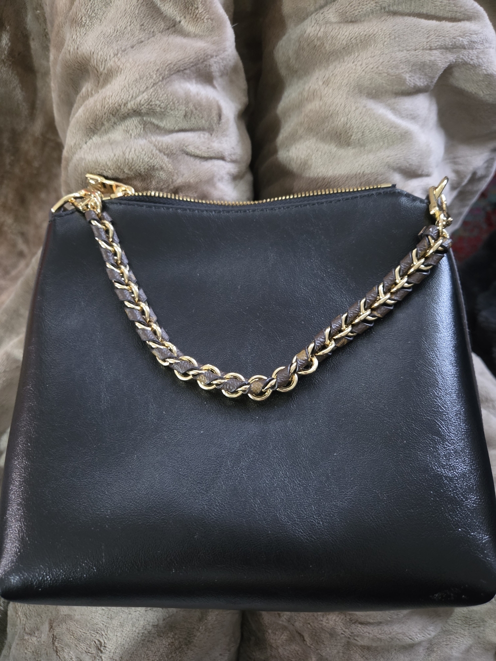 Mini Multipass In Black Leather - Picture 11 of 14